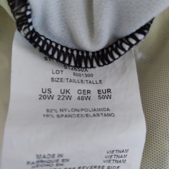 Womens One Piece Swim Suit Size 20 - Picture 6 of 6